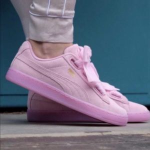 💕 Puma Suede Heart Reset Prism Pink Sneaker